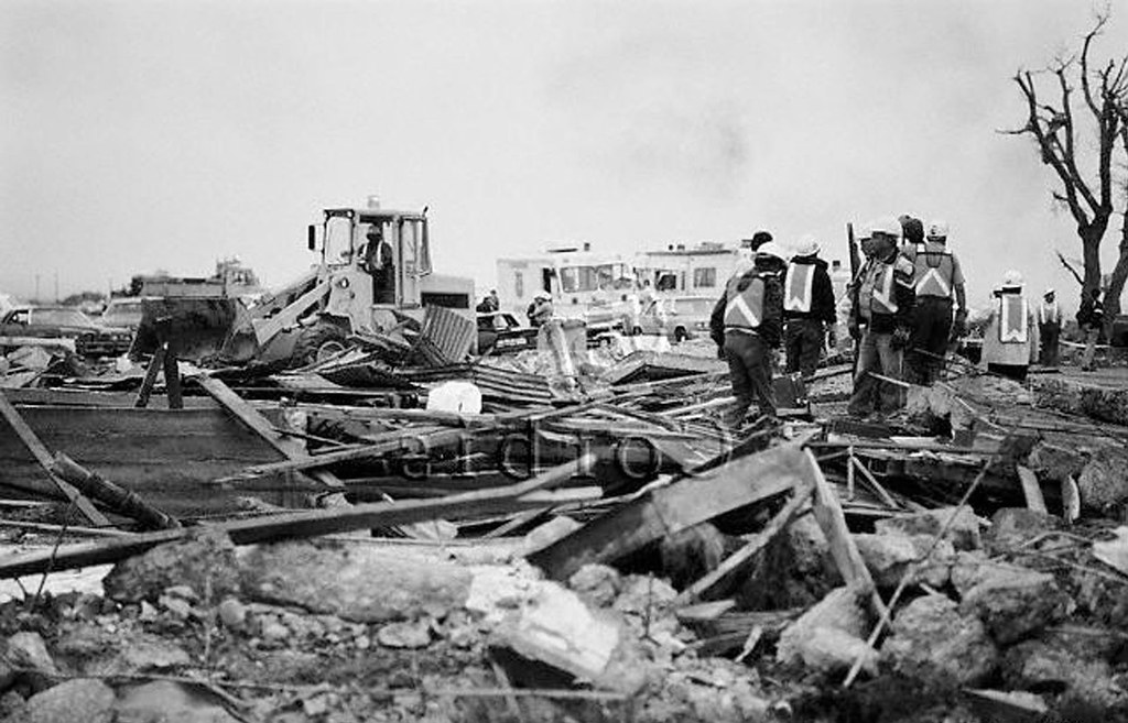 Bantu Korban Bencana Alam